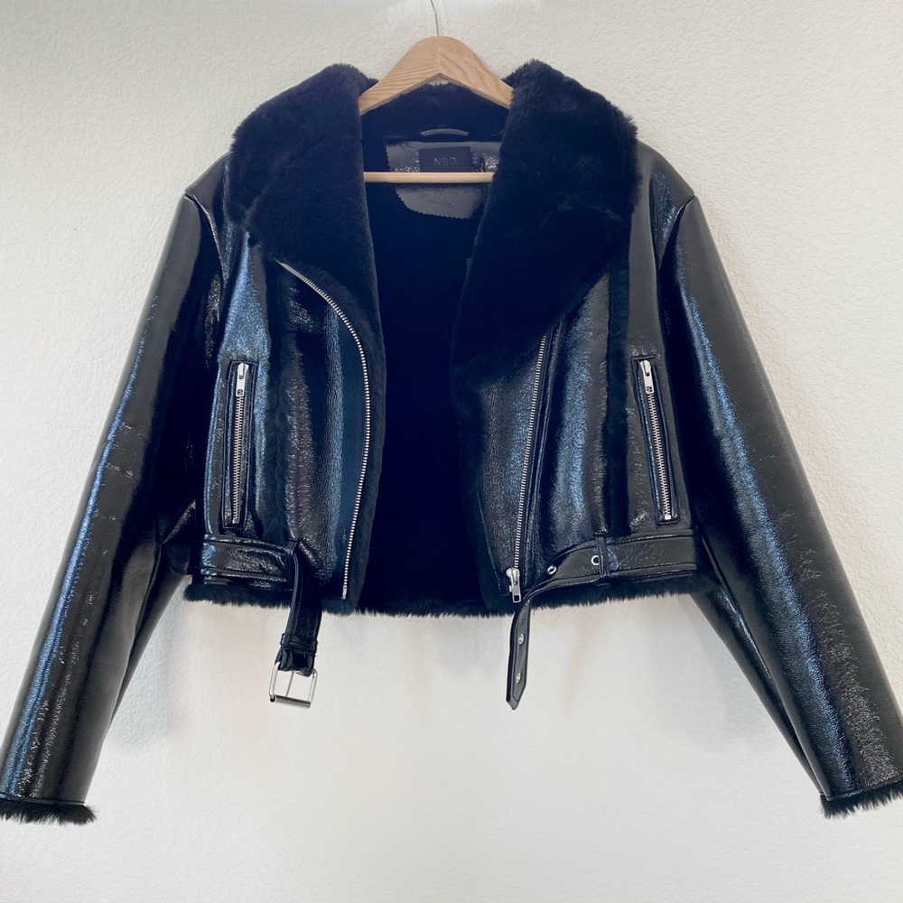 NBD Aya Faux Shearling in Black